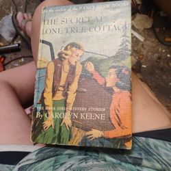 The Secret At Lone Tree Cottage By Carolyn Keene Hardcover 1934