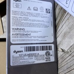 dyson V10 POWER PACK