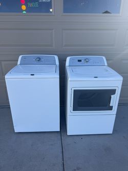 Maytag Washer & Dryer Set