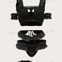 ROMWE Kawaii Cut Out Ruffle Trim Lingerie Set & Choker