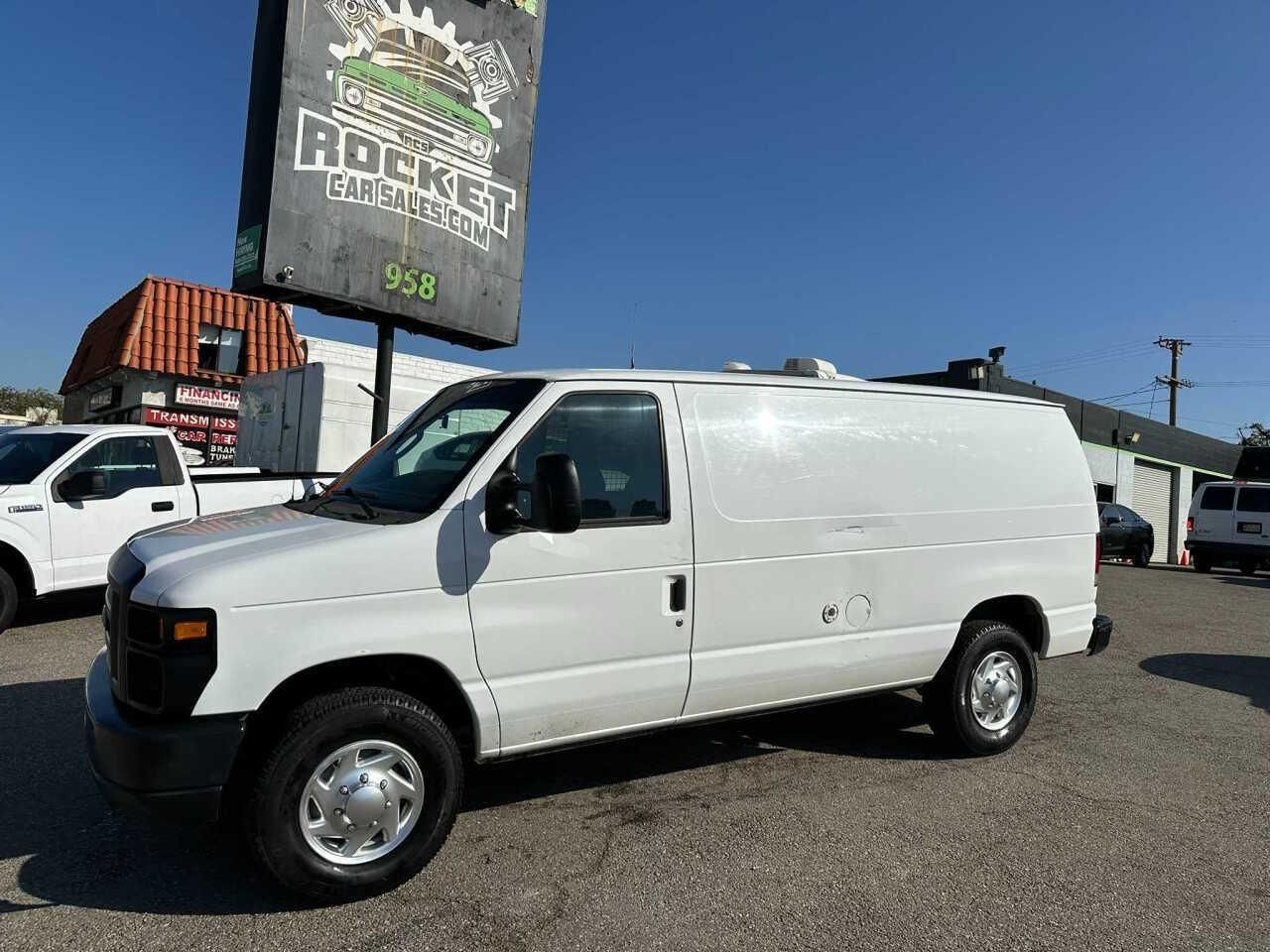 2009 Ford E-350 Super Duty