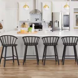Winson Windsor 24 in.Black Solid Wood Bar Stool for Kitchen Island Counter Stool with Spindle Back Set of 4