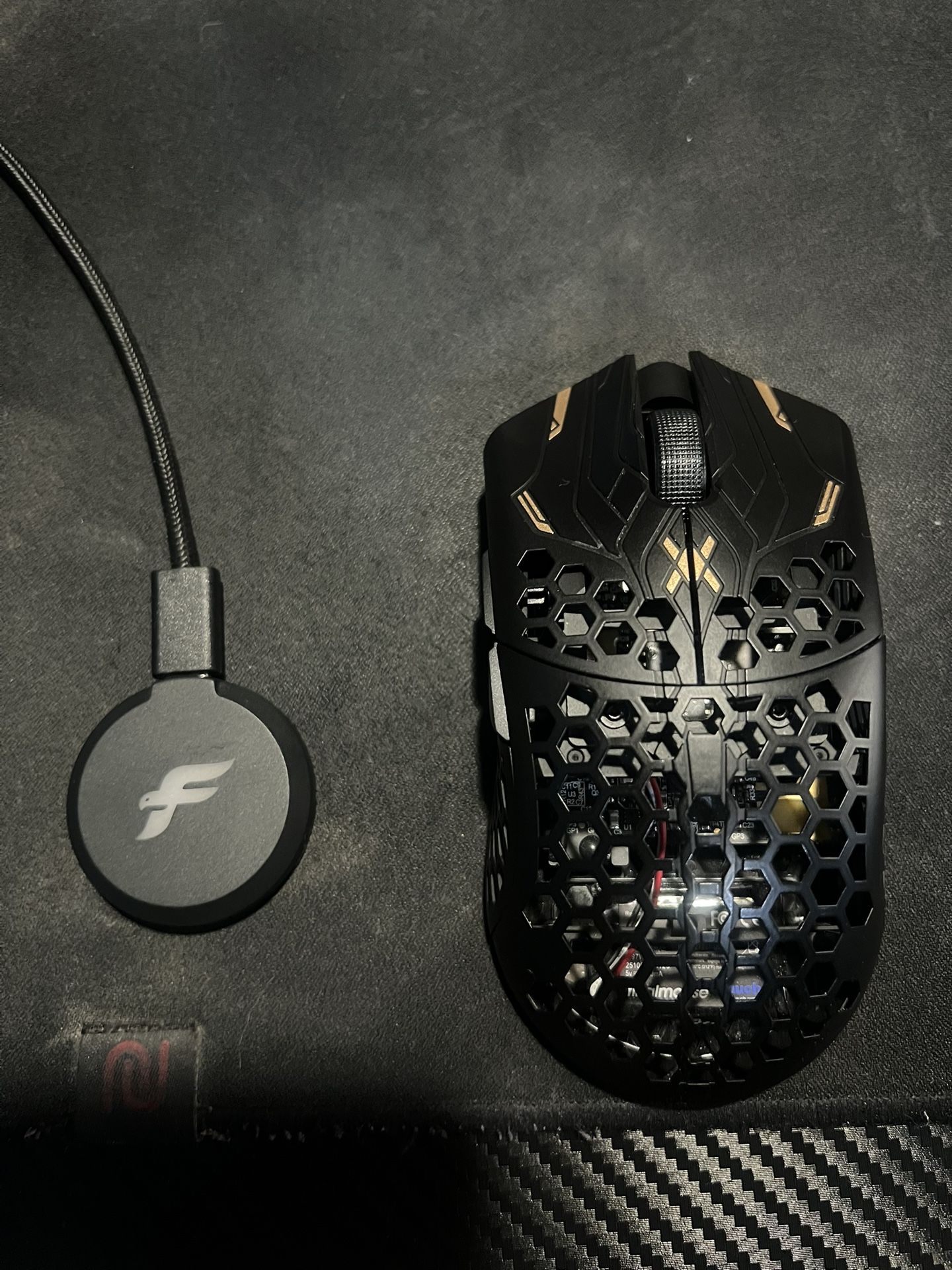Finalmouse UltralightX Guardian Wireless Mouse Lion