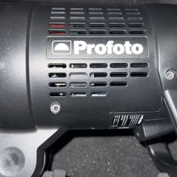 Profoto B1 500AirTTL Flash