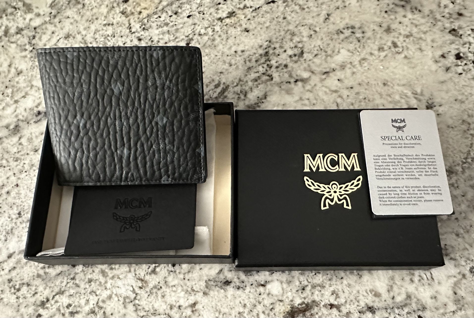 MCM WALLET BIFOLD WALLET IN VISETOS ORIGINAL