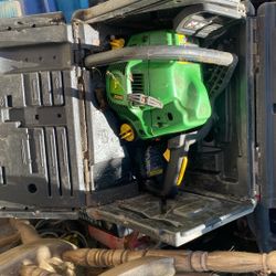 John Deere chainsaw