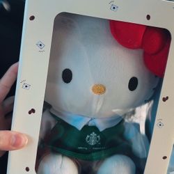 Starbucks X Hellokitty Plushie 💕