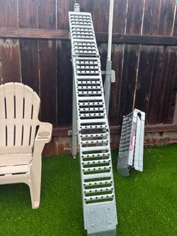 Heavy-Duty Folding Aluminum Loading Ramps – $150 OBO