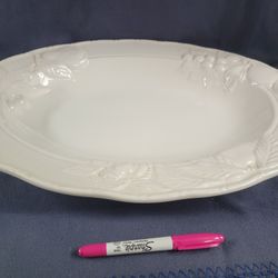 Italian Certified International Made In Italy Embossed Grapes Pear Fruit Design Large Ceramic Serving Platter Tray Plate (21 Inches L’)