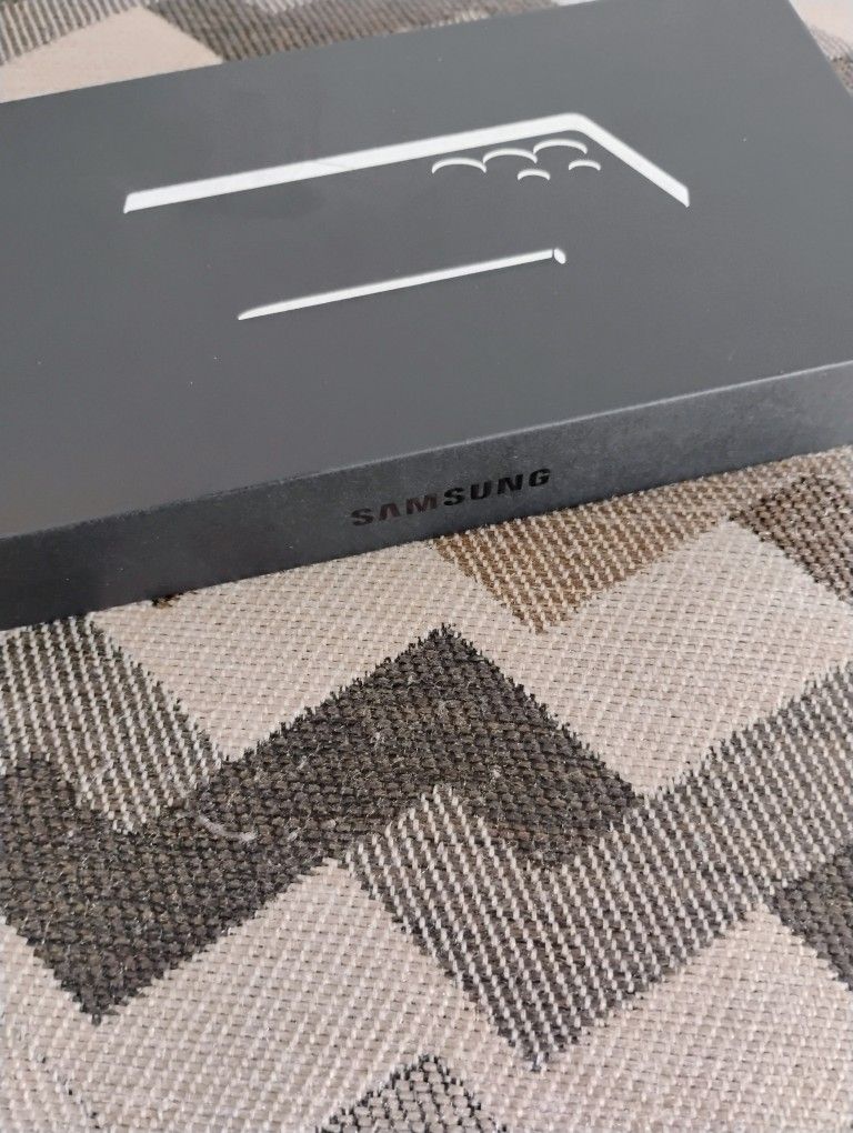 Brand New Christmas Gift 🎁 Samsung Galaxy S25 Ultra 