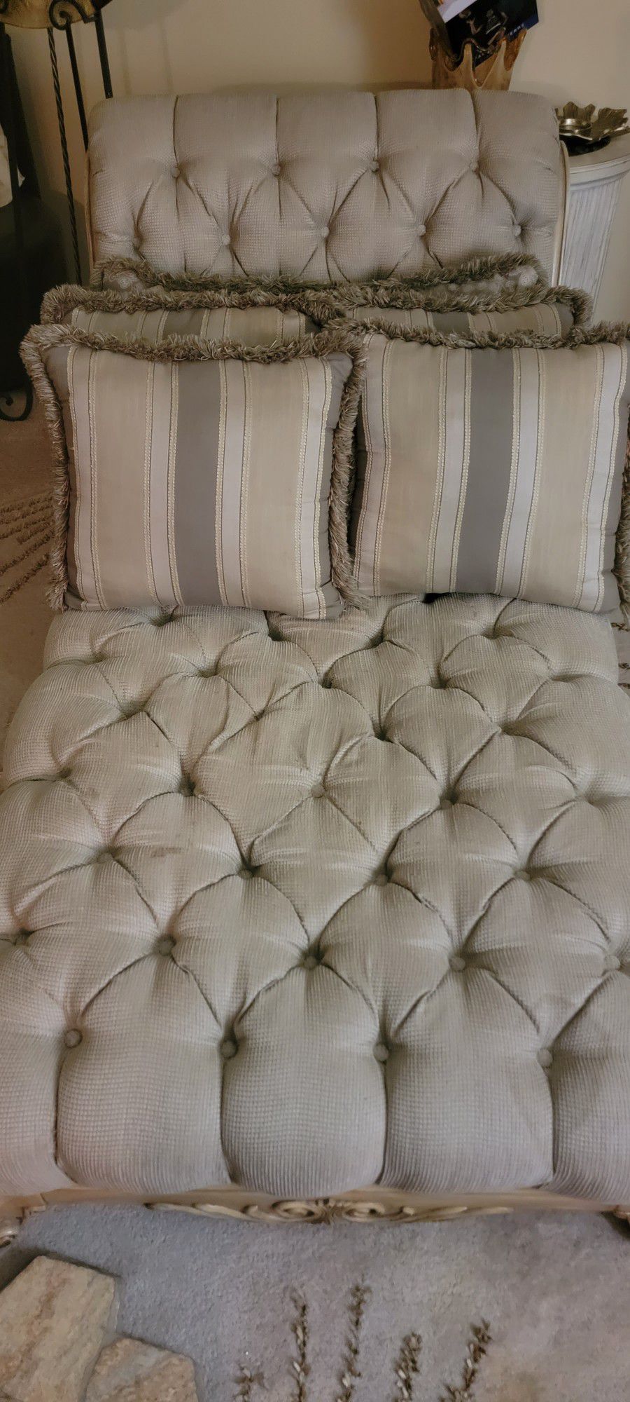 Chaise With Pillows