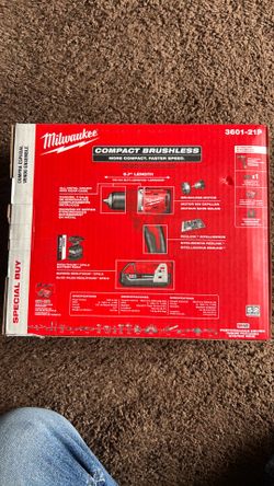 M18 compact brushless  1/2 dril/drive kit