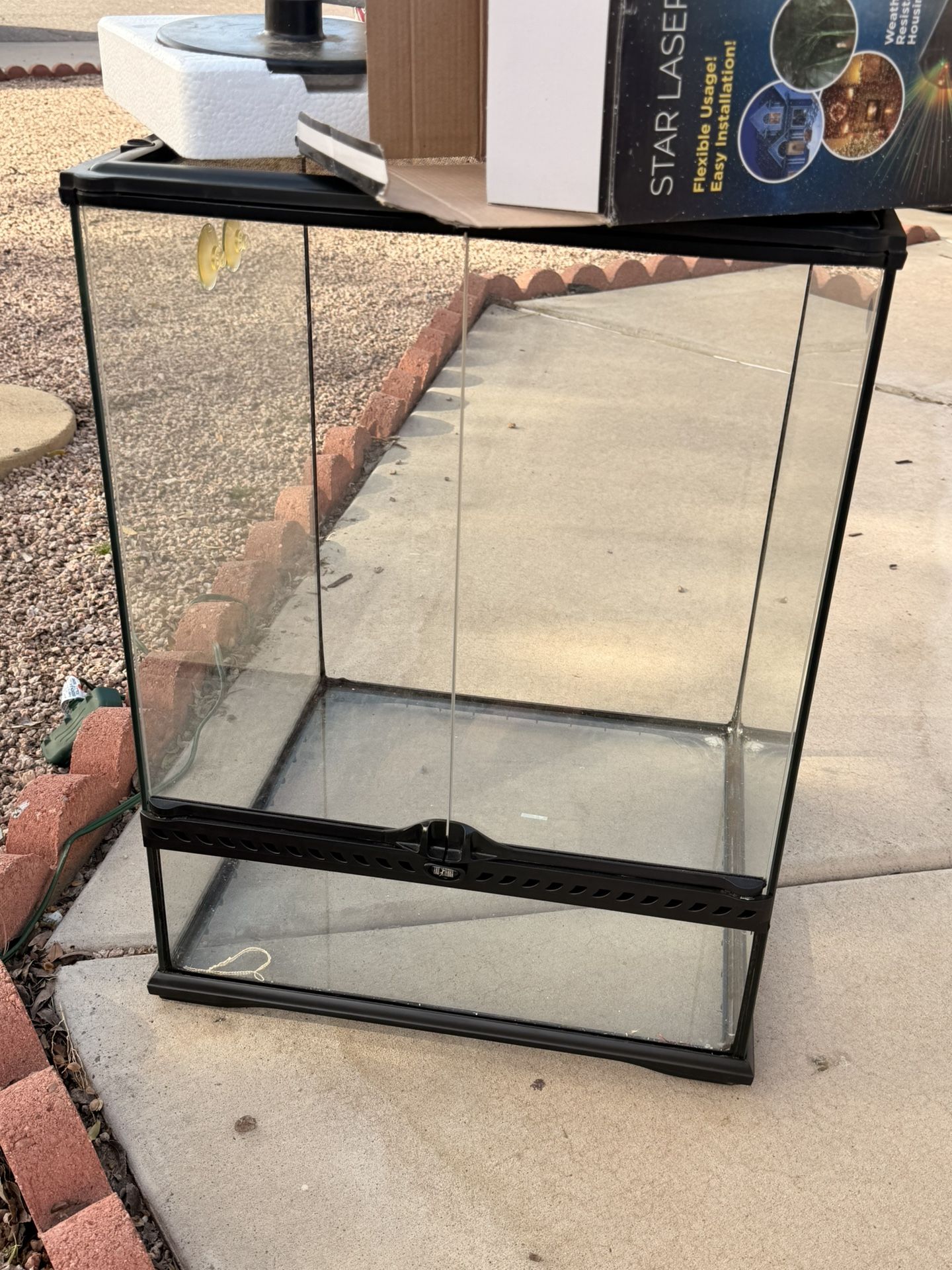 vertical reptile tank