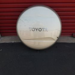 2001/2004 Toyota Rav-4 Tire Cover