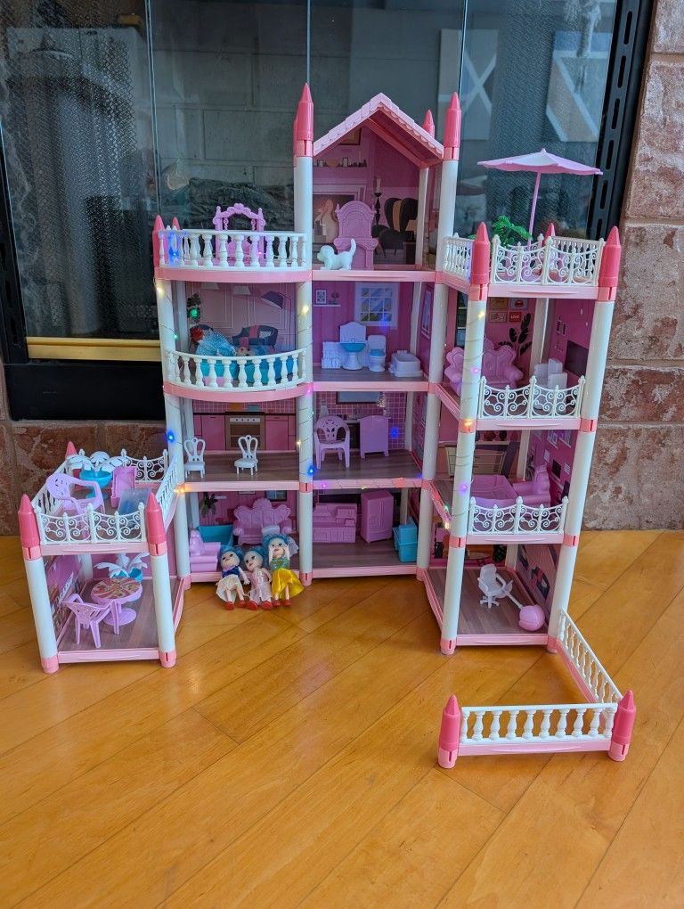 Doll house