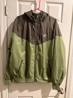Nike Windrunner Jacket Green Two-Tone