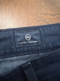 Men’s AG shorts Size 33