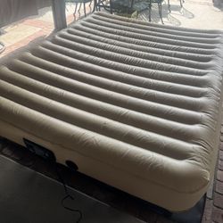 Front gate Blow Up Bed