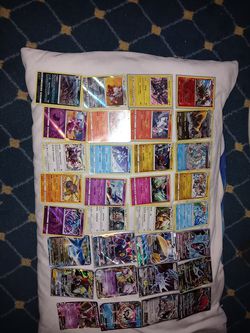 32 pokemon cards with 11 Ex and Gx cards most good condition and 2 jumbo cards