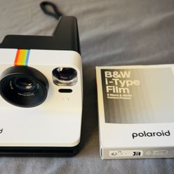 Polaroid Like New 
