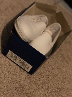 Keds Woman Slip on whites size 6 and a half
