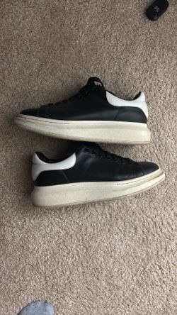 Alexander McQueen Size 44 Black/white 