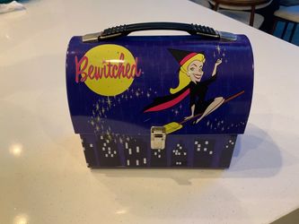 Vintage 2000 Vandor  Bewitched lunchbox mint condition