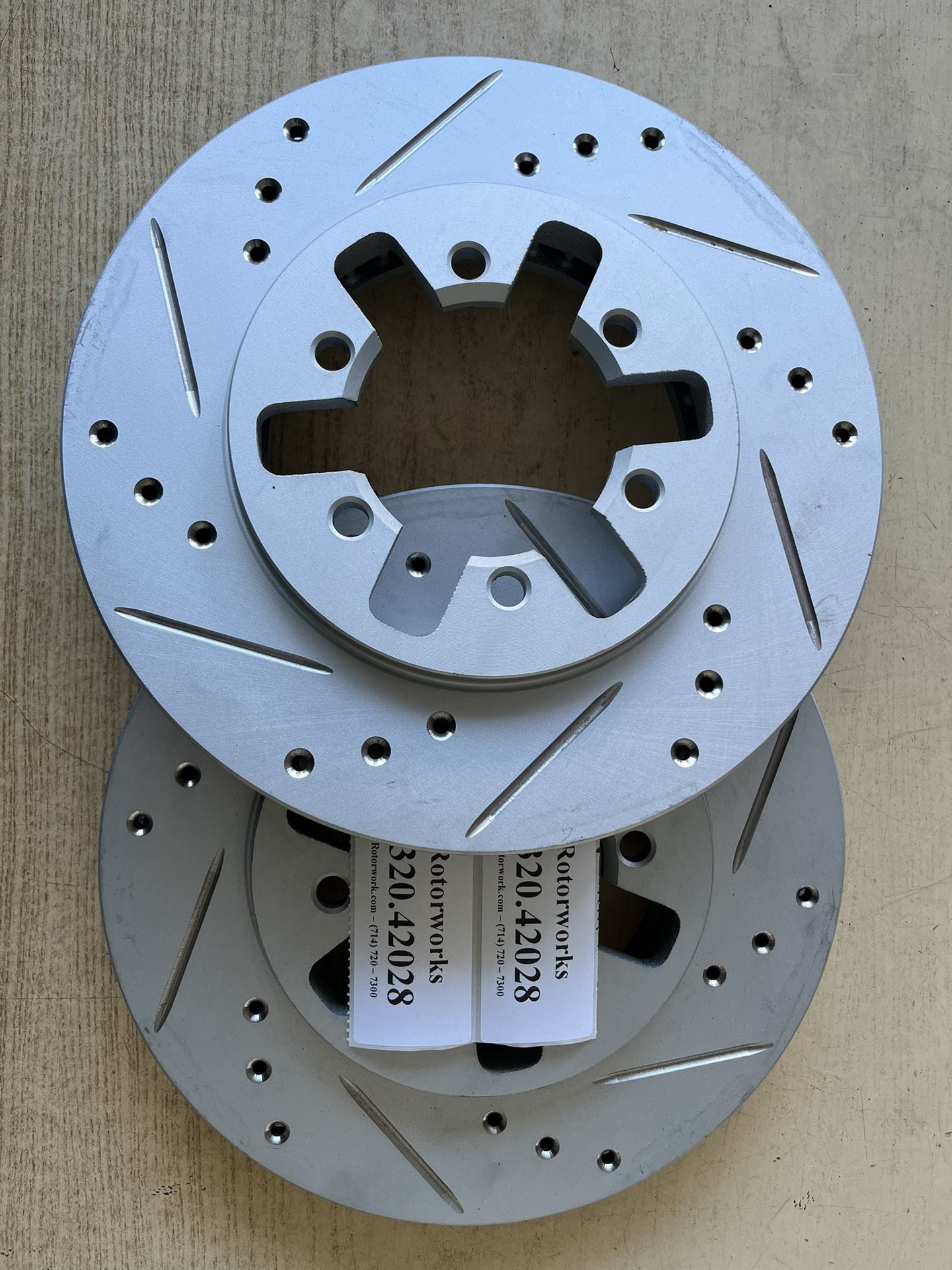 Nissan Pickup 95-04 Front Drill Slot Rotors Ceramic Brake Pads