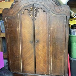 antique cabinets 