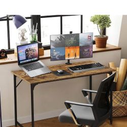 47 inch Computer Desk, Simple Modern Office Desk, Metal Frame Sturdy Writing Desk