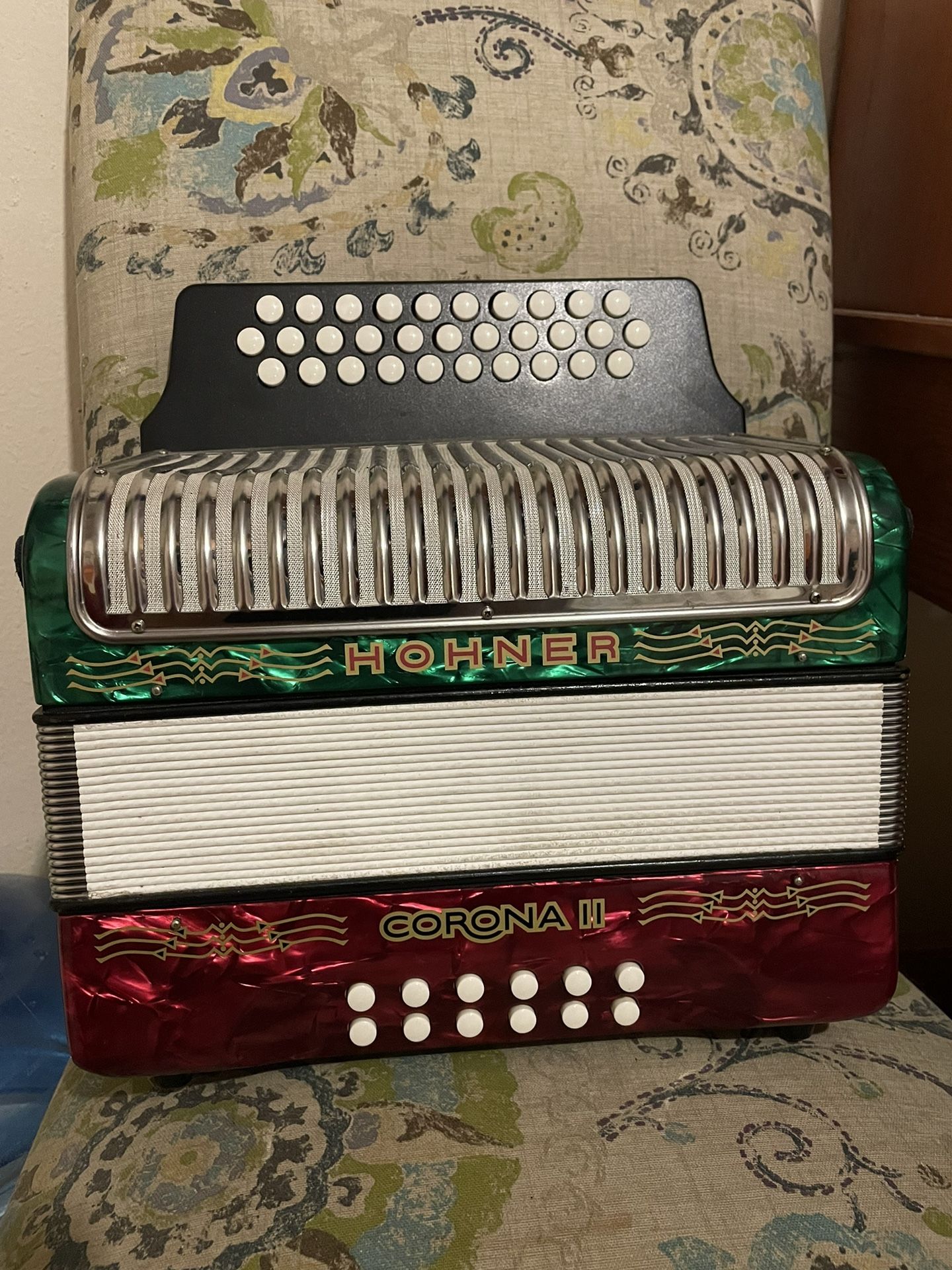 Hohner Corona 2