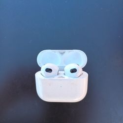 Apple AirPods (1st Generation) – Used, Working