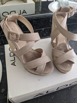 Aldo Wedges 7