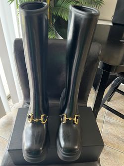 Gucci Horse Bite Boots 
