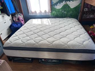 King mattress firm serta pillow top and frame
