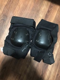 Barely used pro tec elbow pads