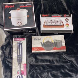 Lot Of 4 Household Appliances 