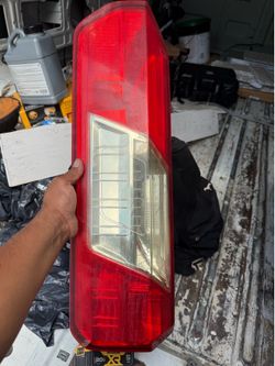 Left rear light Ford transit 2017