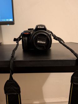 Nikon D3400 with AF-S nikkor 35mm f 1.8g lens