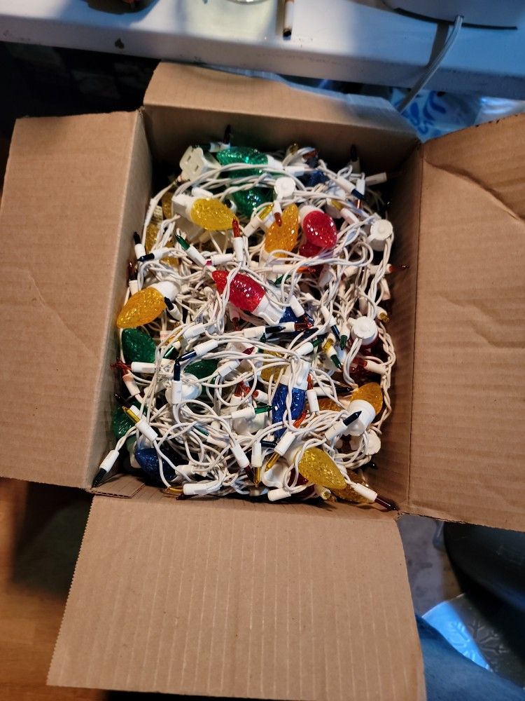 7 Strands Of Outdoor Christmas Tree Lights