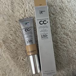 It Cosmetics SPF50 CC+Color Correcting Full Coverage Cream Light