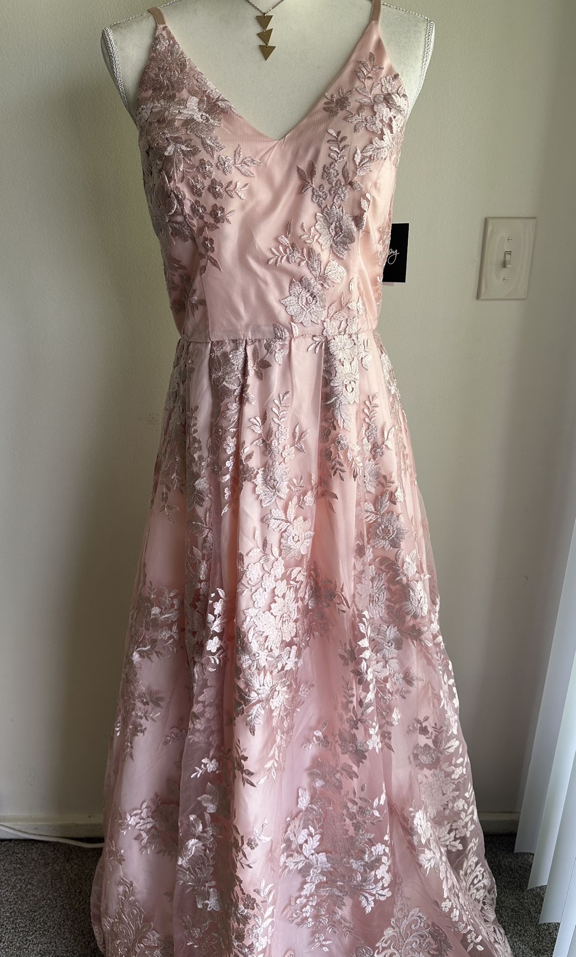 Beautiful Embroidered Prom Dress Size 11