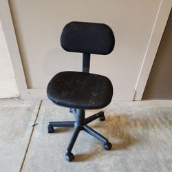 Little  Office Chair, Has Stains, Works Excellent 