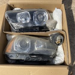 2013 Dodge Charger (Headlights & Fog-lights)