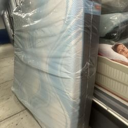 King Queen Size Tempurpedic ProAdapt,  ProBreeze,  LuxeBreeze Mattress  Pro Breeze /Luxe Adapt /Pro Adapt /Adapt /cloud /Tempur pedic contour Supreme 