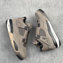 Nike SB x Air Jordan 4 Retro Cave Stone