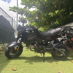 Honda Grom clone