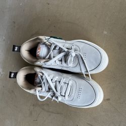 Nike Book 1 Sz 6.5