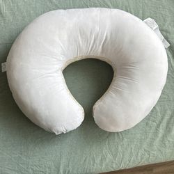 Boppy Nursing Pillow with 2 Covers