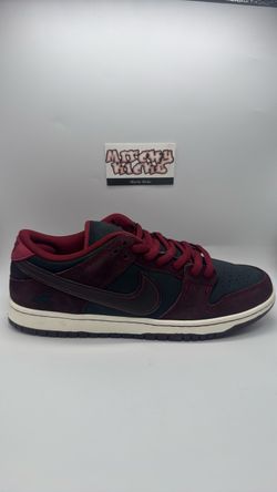Nike SB Dunk Low Riot Skateshop Sz. 11.5